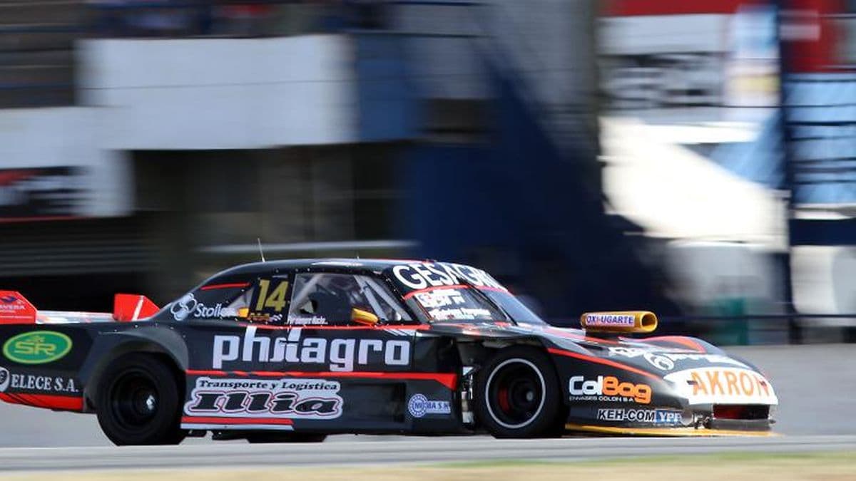 Aplastante triunfo de Alfonso Domenech en el TC Mouras
