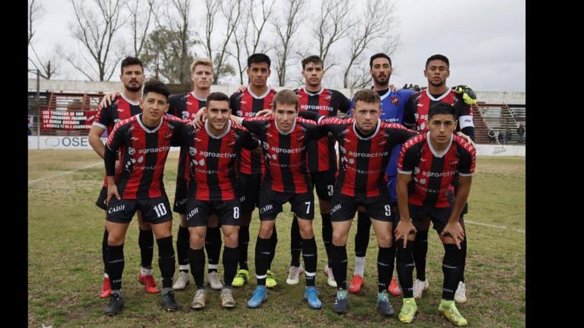 Douglas se presenta en Concepción del Uruguay con la responsabilidad de ganar