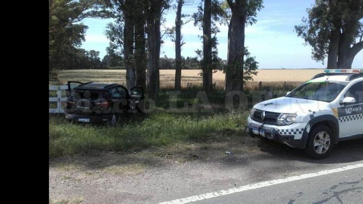Dos heridos en un accidente entre un automóvil y un camión