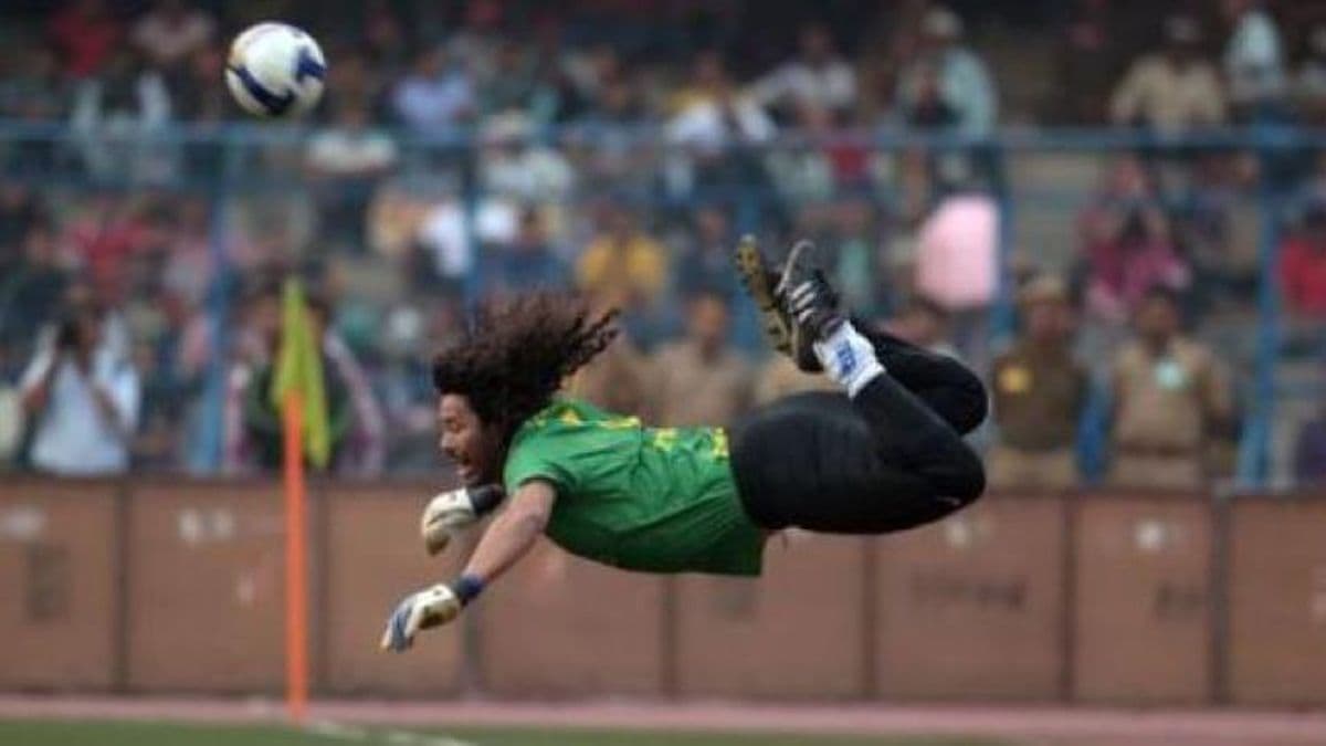 Recordando a René Higuita, un arquero legendario