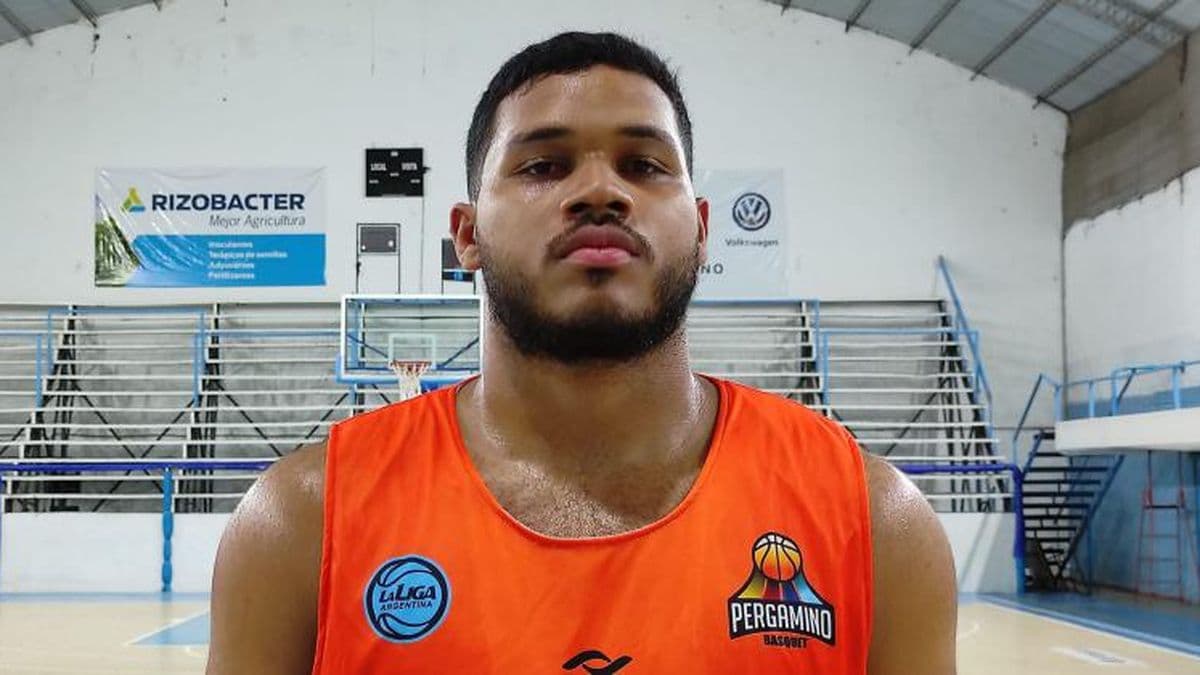 Llegó Soren De Luque y se puso a las órdenes de Pergamino Básquet