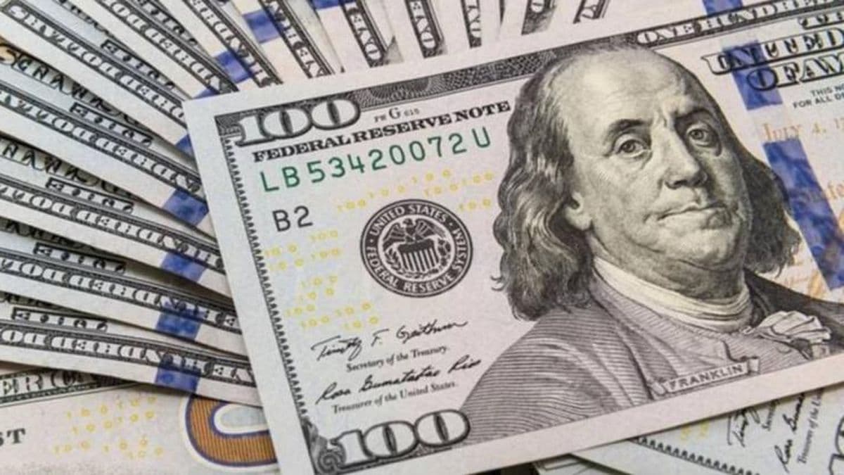 El dólar blue volvió a subir y superó los $380