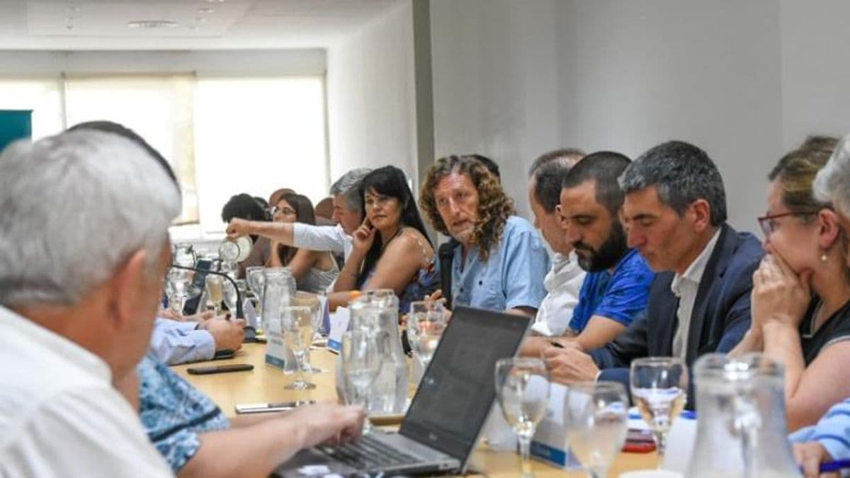 Paritarias bonaerenses: los estatales también rechazaron la oferta de Kicillof del 15%