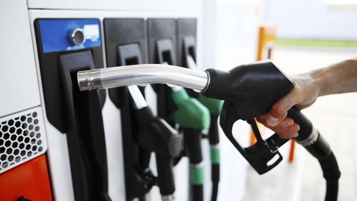 Se viene un nuevo aumento en el precio de los combustibles