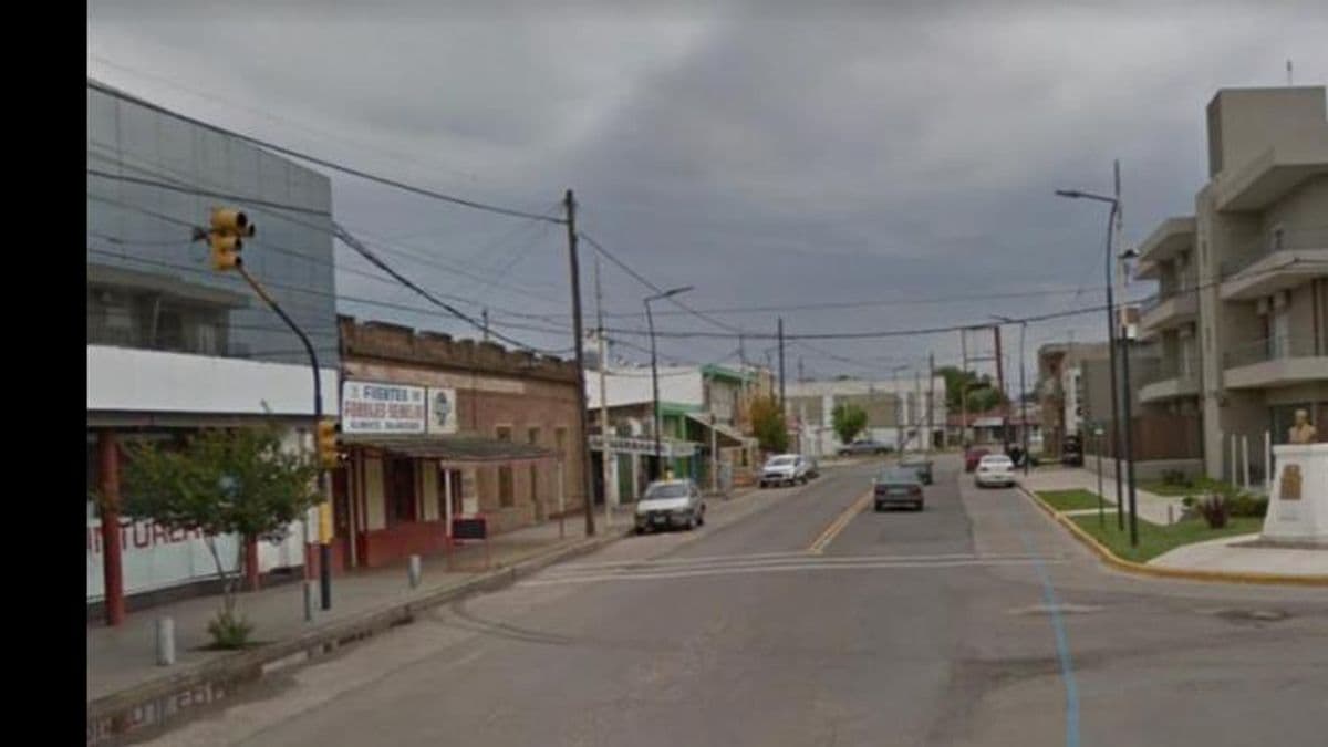 Intentó matar a su novia a martillazos y ahorcarla con una bufanda