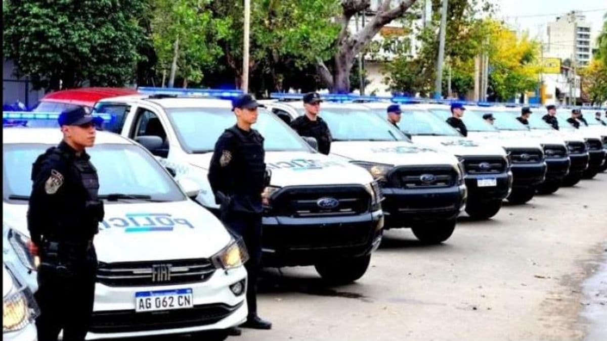 Paritarias bonaerenses: acuerdo de estatales y policías