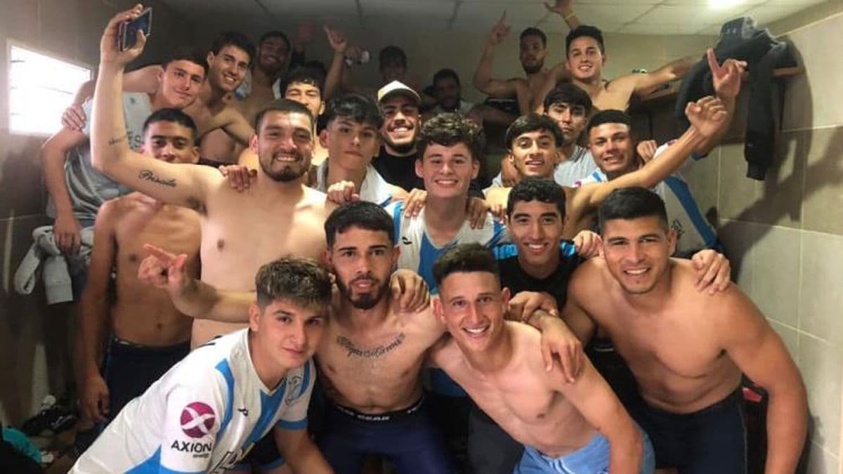 Los primeros semifinalistas del campeonato local de fútbol