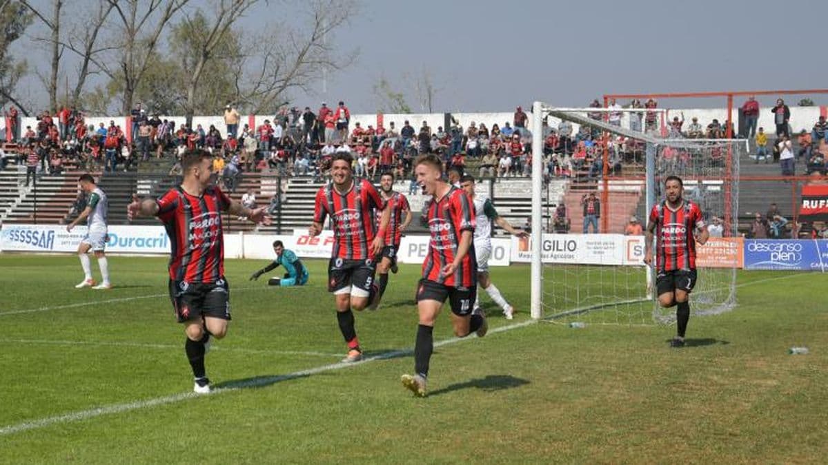 Douglas cerró la última semana de prácticas del año y regresará en enero