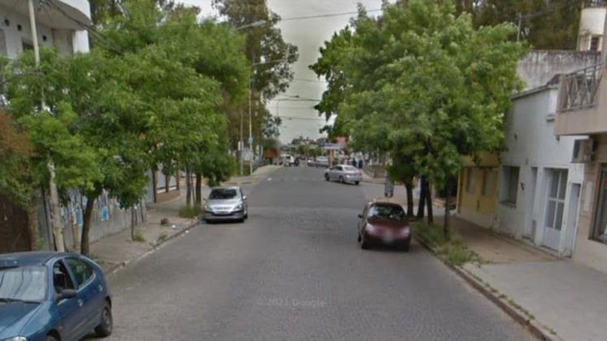 Atacaron a dos menores a piedrazos y luego les robaron