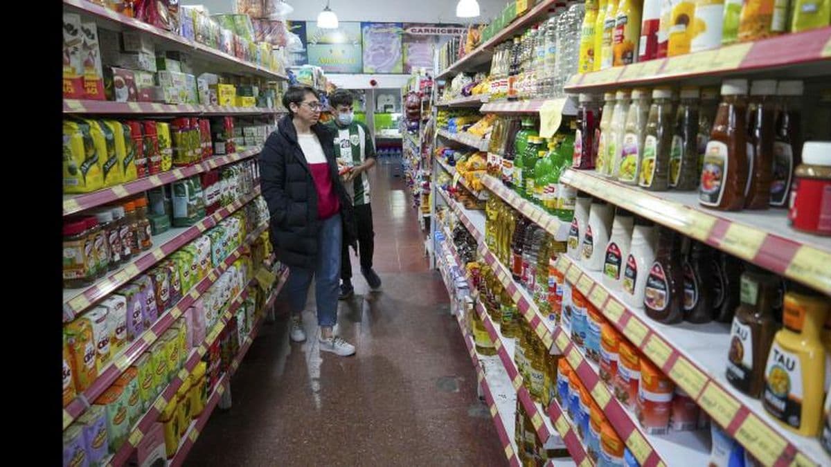 La inflación pegó un fuerte salto en febrero y llegó al 6,6%