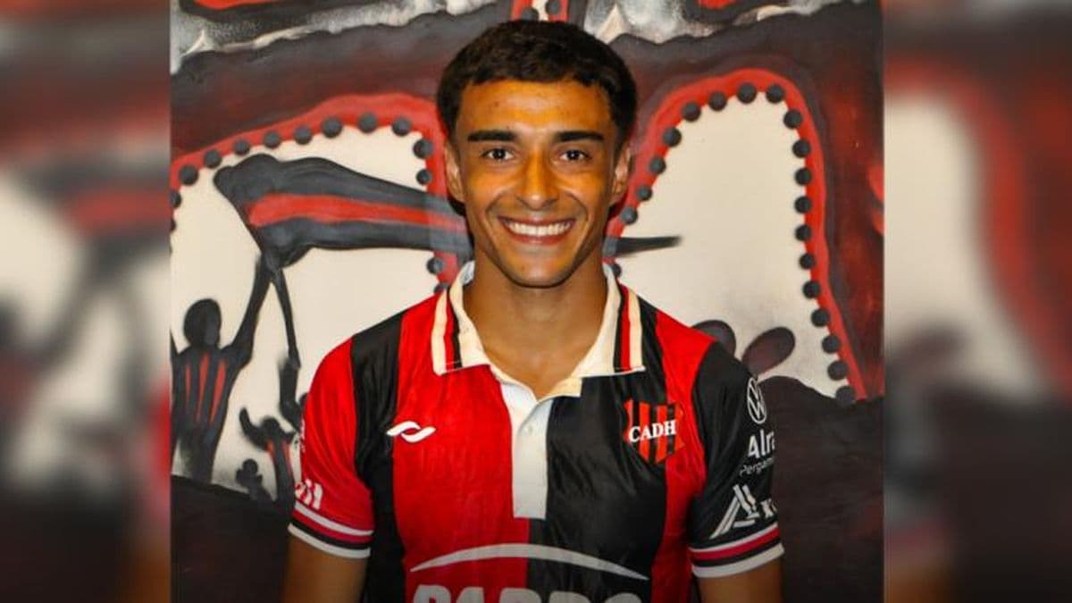 Elián Tus, otro refuerzo para el Douglas de Adrián Aranda
