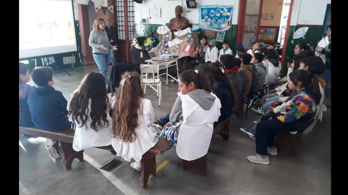 La Dirección de la Mujer y su importante labor educativa