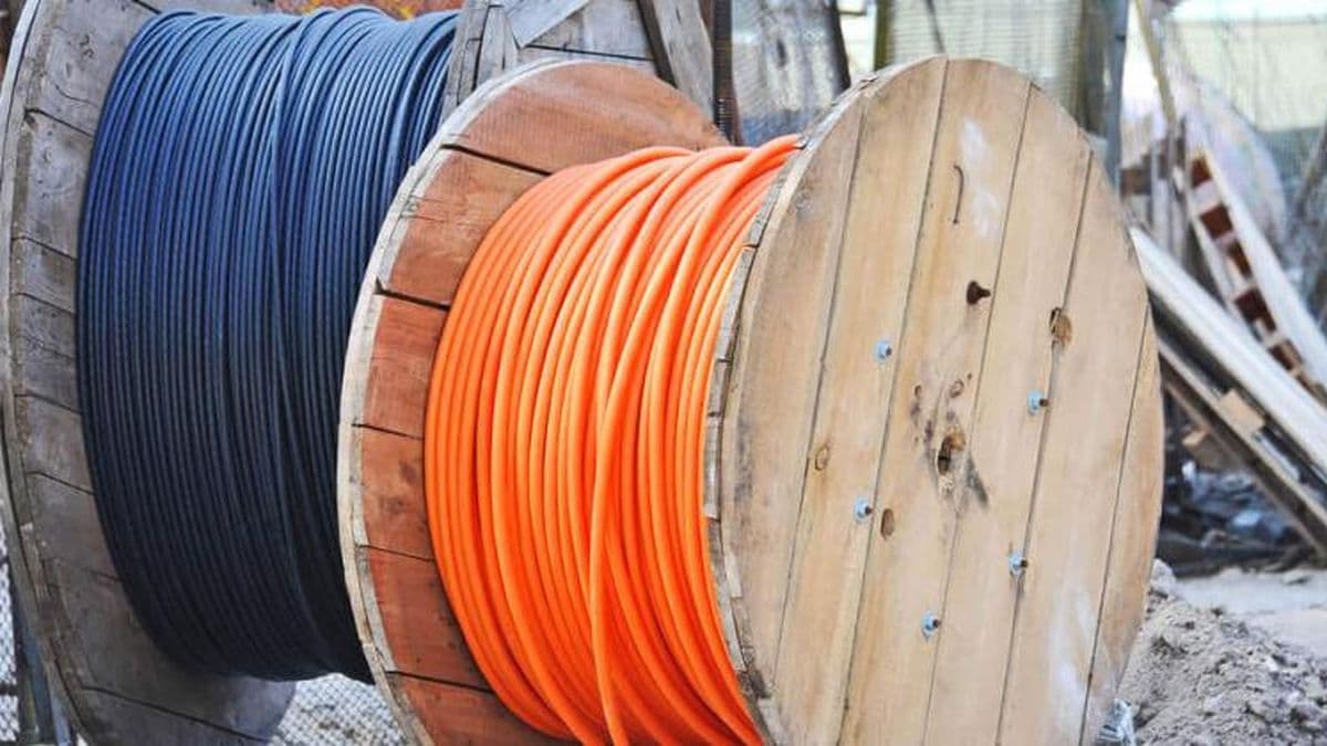 Robaron cables en un depósito de la Cooperativa Eléctrica