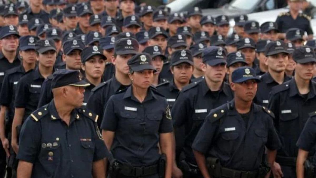 Provincia confirmó una aumento salarial para la Policía