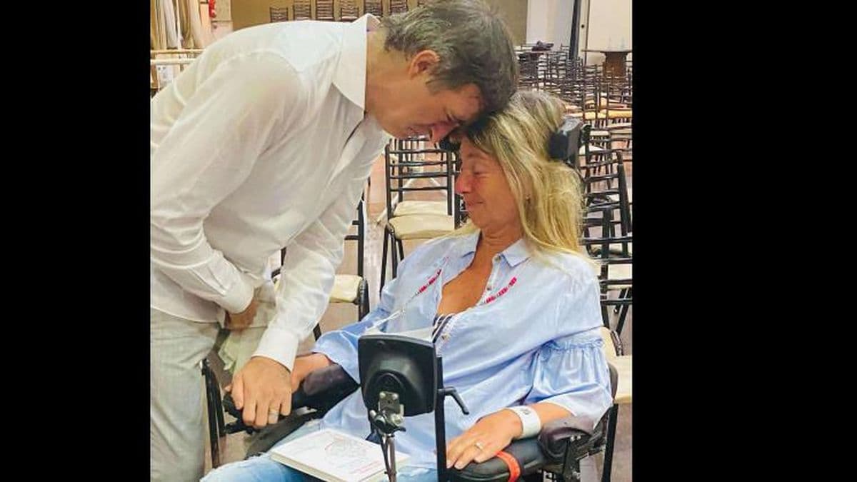 La historia de la conmovedora foto de Esteban Bullrich y una mujer que también padece ELA