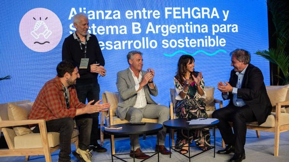 FEHGRA y Sistema B firmaron una alianza frente a más de mil líderes nacionales e internacionales