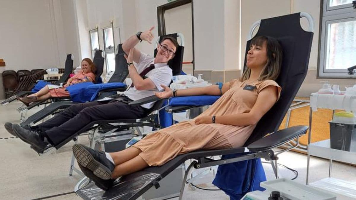 Profesionales del Hospital Posadas participaron de la campaña "Dar sangre es dar vida" que se realizó en Pergamino