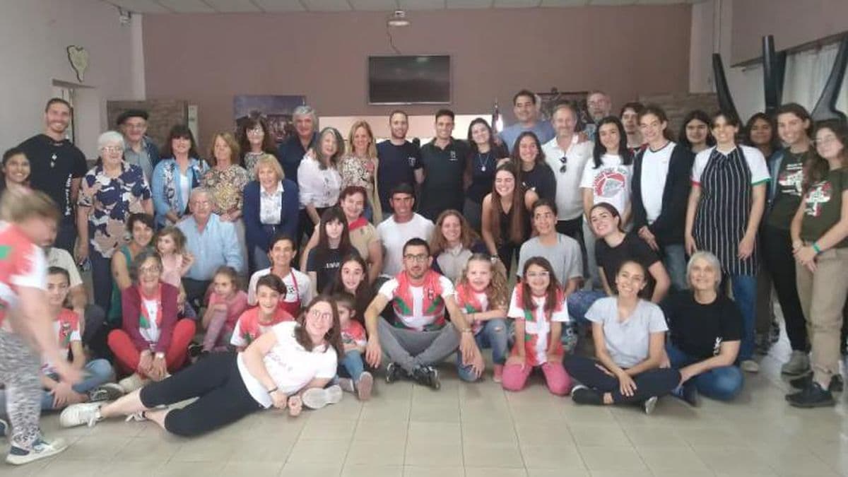 El Lagun Onak Pergamino participó de un importante taller de danzas