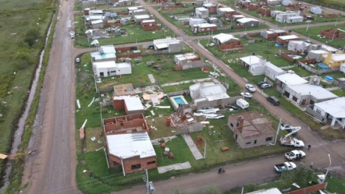 El temporal en 9 de Julio dejó 50 casas sin techo y afectó 40.000 hectáreas de sembradíos