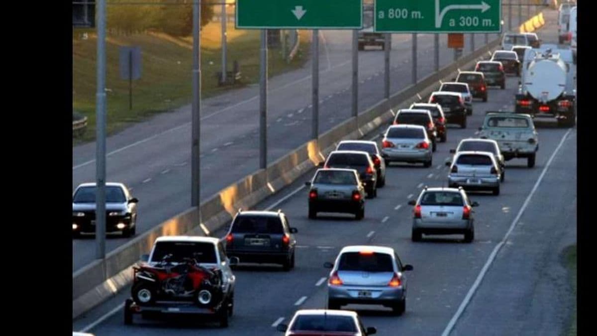 Intenso tránsito y demoras en rutas bonaerenses por el fin de semana largo