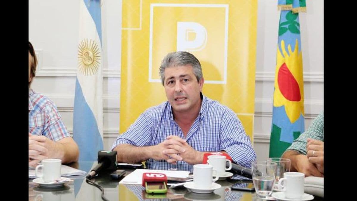 Javier Martínez quiere saber si la Celp se quedó con dinero de las cooperativas rurales