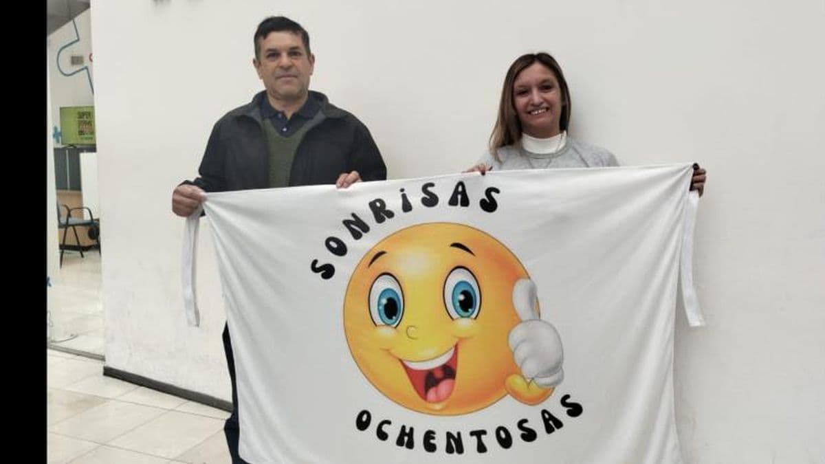 "Sonrisas ochentosas" invita a donar golosinas y juguetes