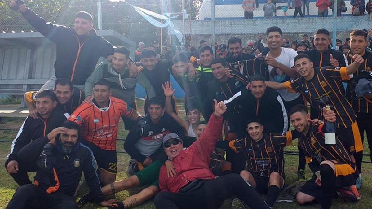 José Hernández se quedó con la Promoción y ascendió a Primera A en el fútbol local