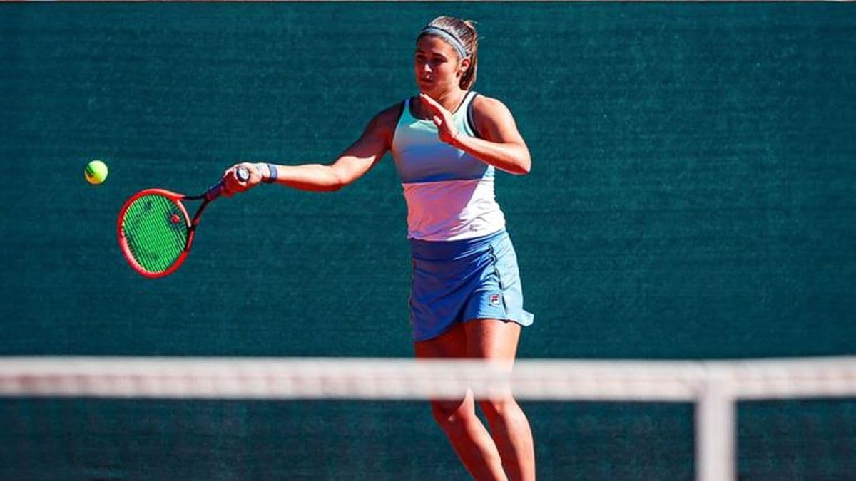 Nuevo triunfo de Julia Riera en Suiza para avanzar a los cuartos de final