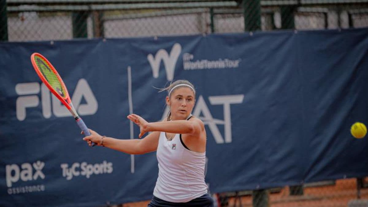 Julia Riera en las semifinales en su primer torneo del año