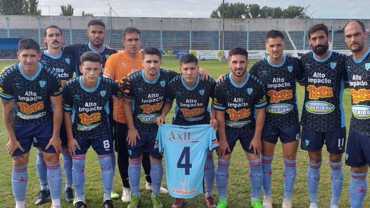 Fútbol local: Juventud goleó a Argentino y amplió su ventaja al frente de la tabla