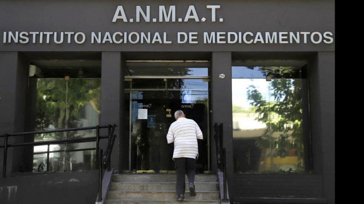 La Anmat prohibió una marca de yerba y otra de aceite de oliva