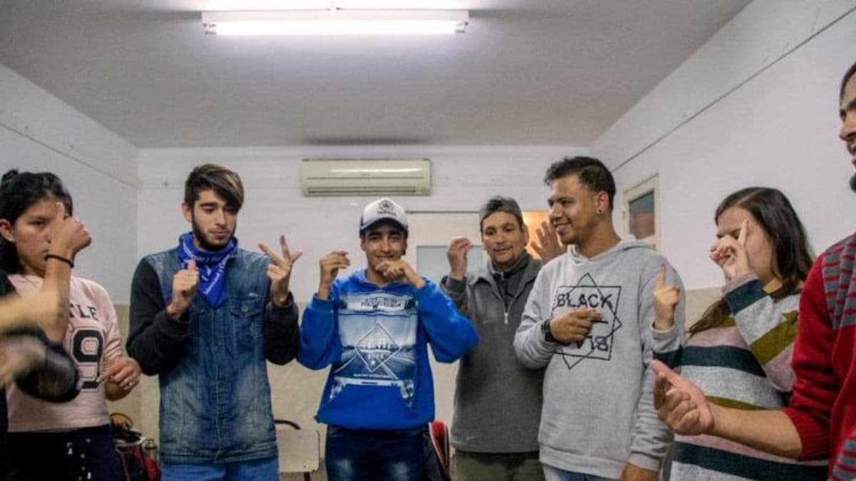 Proponen la creación de un registro de intérpretes para las personas sordas