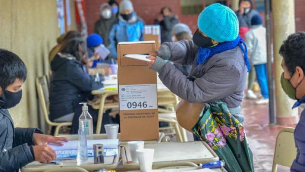 El Gobierno aumentó los viáticos para las autoridades de mesa