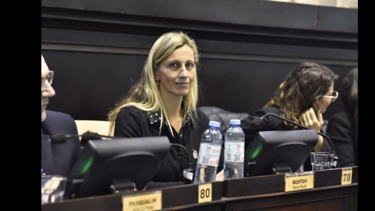 Paula Bustos: "Me cuesta creer en la palabra del gobernador Kiciloff"