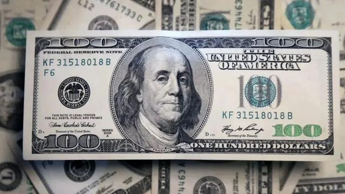 El dólar blue superó la barrera de los 1.400 pesos