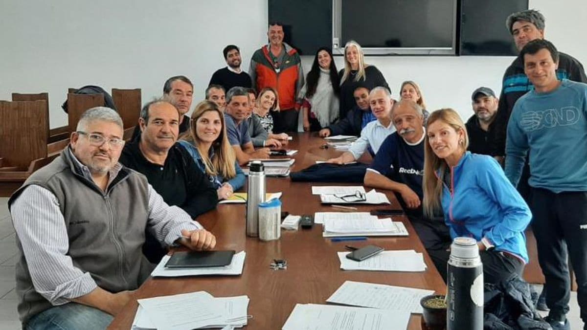 Municipio y entidades deportivas ya planifican la temporada de verano que se viene