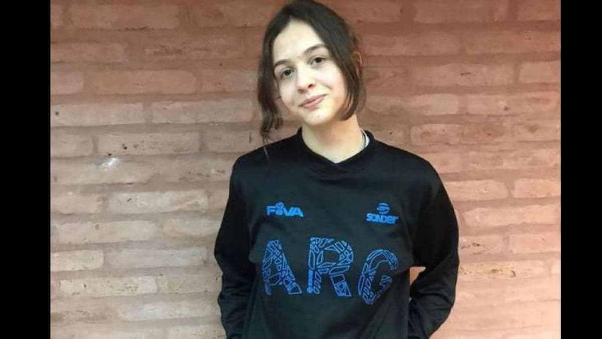 Voleibol: la pergaminense Paloma Zubiri entrena con la selección nacional Sub 19
