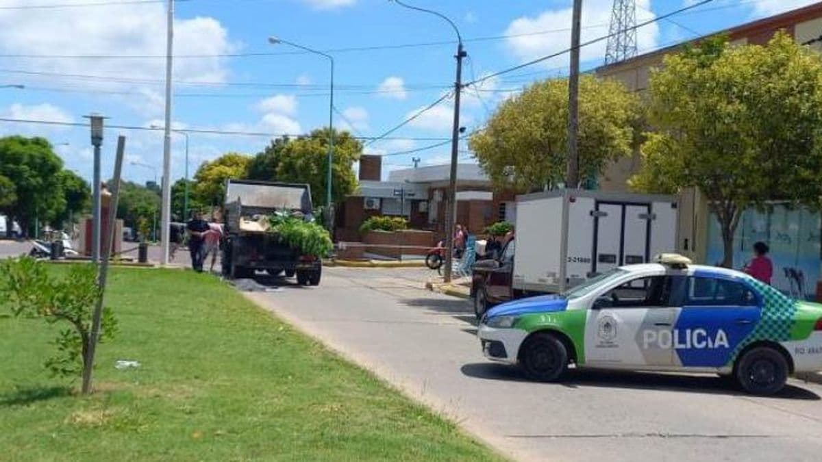 Arrecifes: un barrendero murió al ser aplastado por un camión municipal