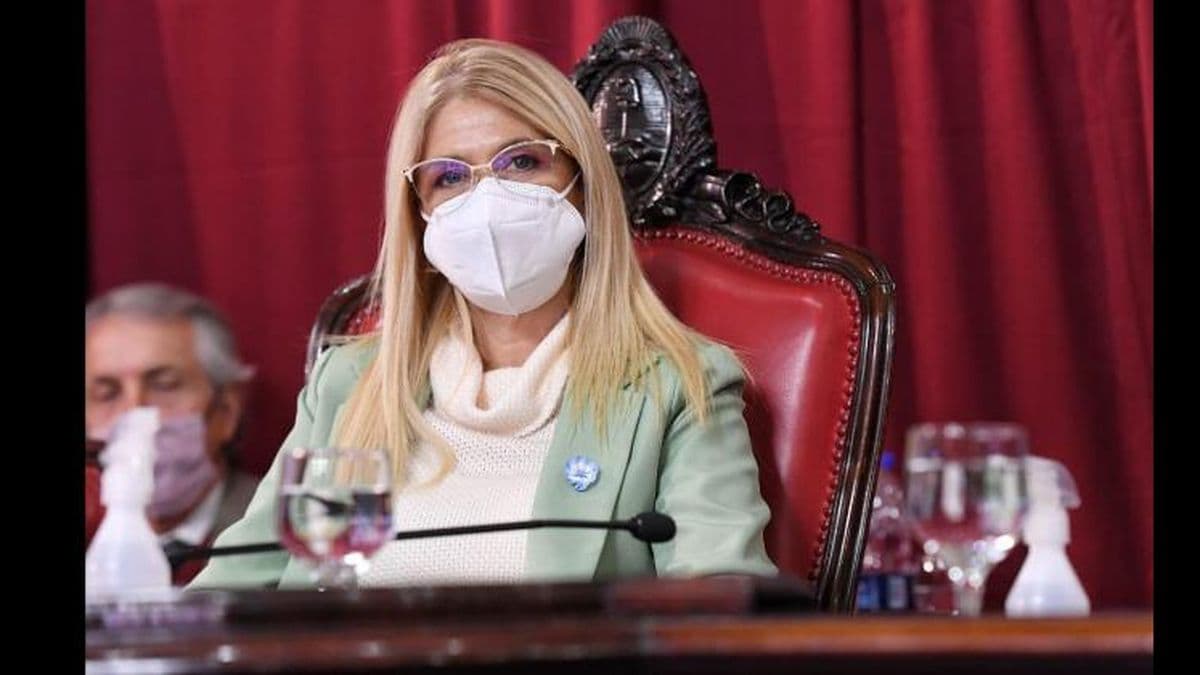 Verónica Magario: "En un mundo en crisis por la pandemia y la dificultades para conseguir vacunas, ahora la Provincia podrá salir a adquirir dosis"
