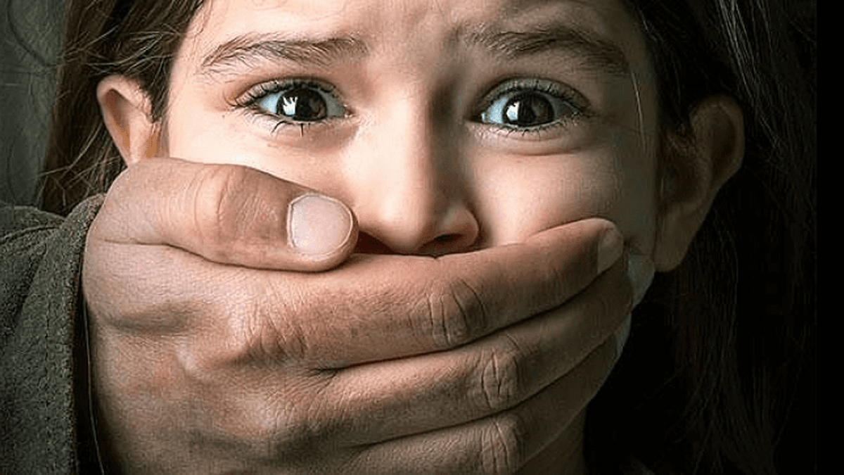 Un padre solicita la detención del presunto violador de sus dos hijas de 12 y 13 años