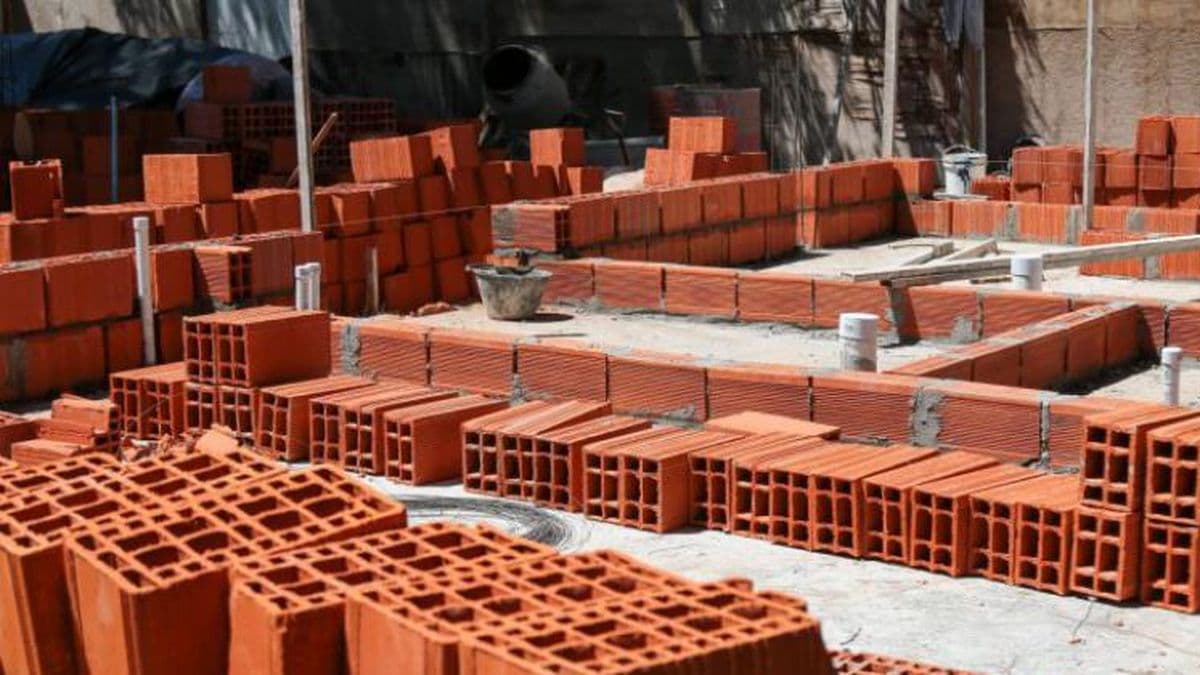 Avanzan las obras para los nuevos sanitarios y bar del Parque "General San Martín"