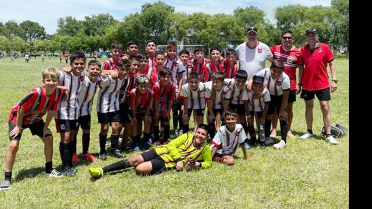 Debut con triunfo de los chicos de Douglas en Santa Teresita