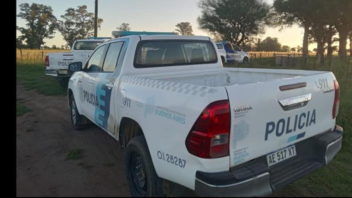 Agredió a la esposa, le disparó sin herirla y luego enfrentó a la Policía
