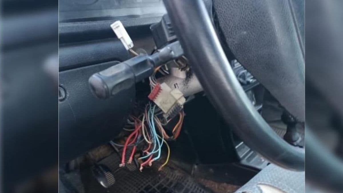 Robaron un auto y lo dejaron dañado a pocas cuadras