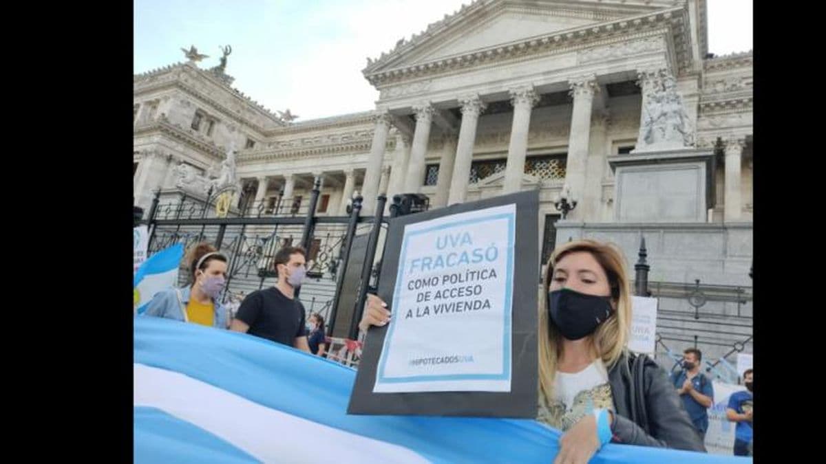 Diputados abre debate para buscar una solución a los créditos hipotecarios UVA
