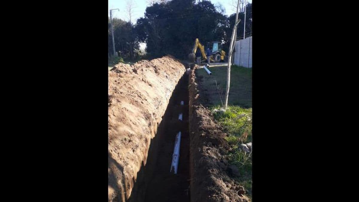 Extienden la red de cloacas en la zona del barrio Santa Julia