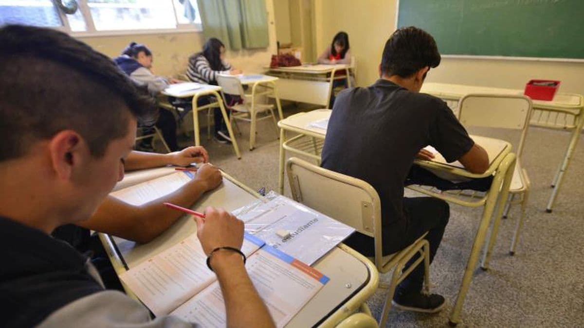 El Gobierno prorrogó los vouchers educativos para colegios privados