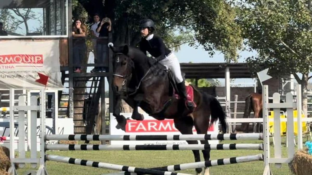 Maia Lanternier subcampeona en el Concurso Regional de Saltos Hípicos en Rafaela