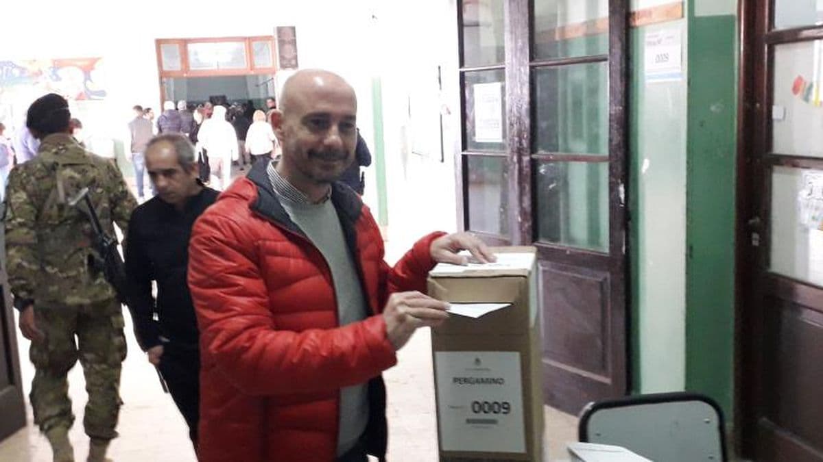 Maximiliano Brajer denunció "sustracción y montaje de boletas" de la lista rival en la interna