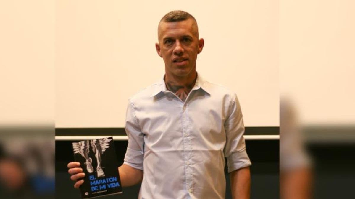 Nicolás Ternavasio presentó su libro "El maratón de mi vida"
